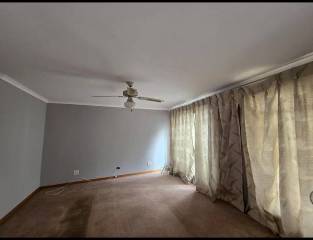 3 BEDROOM TOWNHOUSE FOR SALE IN HECTORTON